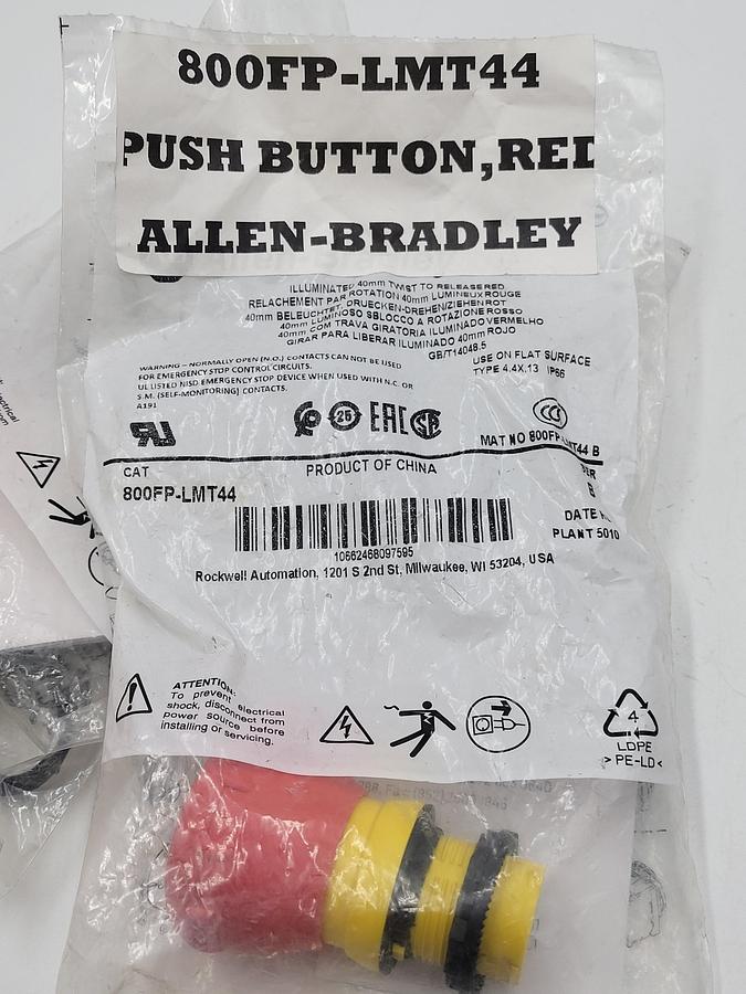 Allen Bradley illuminated emergency stop button 800FP-LMT44 *NEW SEALED BAG*