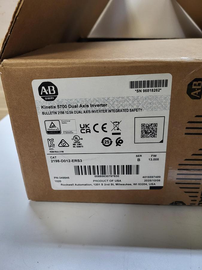 Allen-Bradley Kinetix 5700 Dual Axis Inverter 2198-D012-ERS3 Ser.B *NEW Original Packaging*