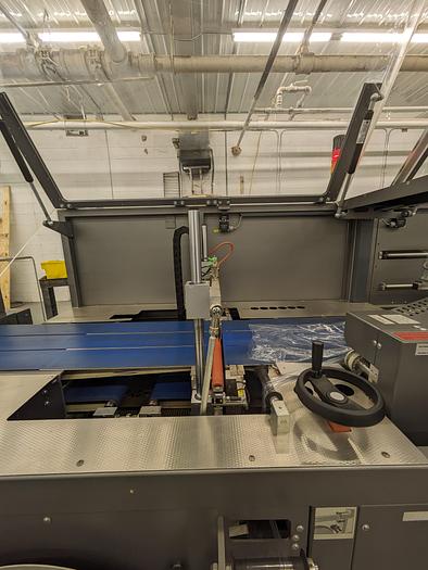 Used Kallfass Universa Servo 500 high speed automatic shrink wrap / with heat tunnel