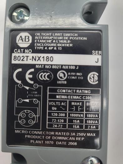 Allen-Bradley Oiltight Limit Switch 802T-NX180 Ser.J