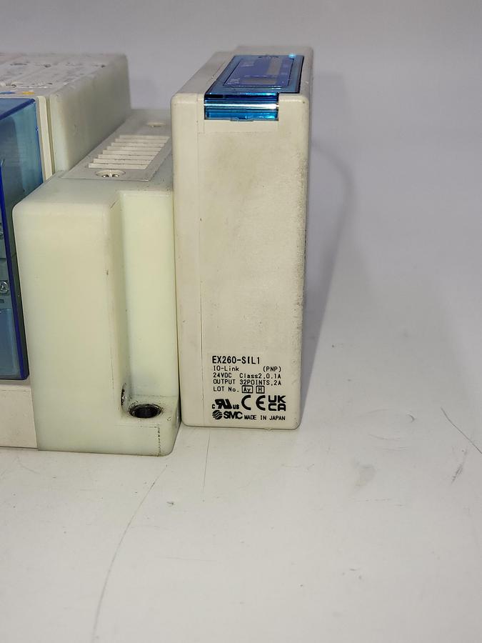 Used SMC SY5-IOL-0-N710RI W/ 9 solenoids SY5300 & One SY5400 air regulated / One: EX260-SIL1 Serial Transmission System output
