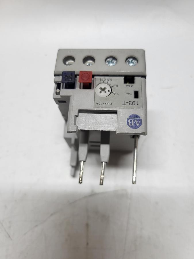 Used Allen-Bradley 193-T1AB10 Ser.A