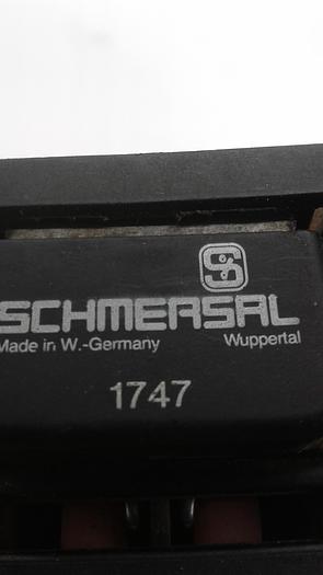 Used Schmersal 941-5-1 IP67 A000 AZ 15zw
