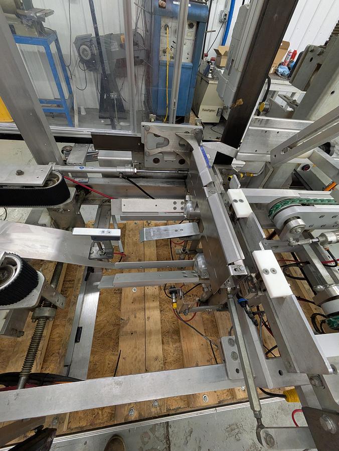 Used Wexxar WF-30 case erector