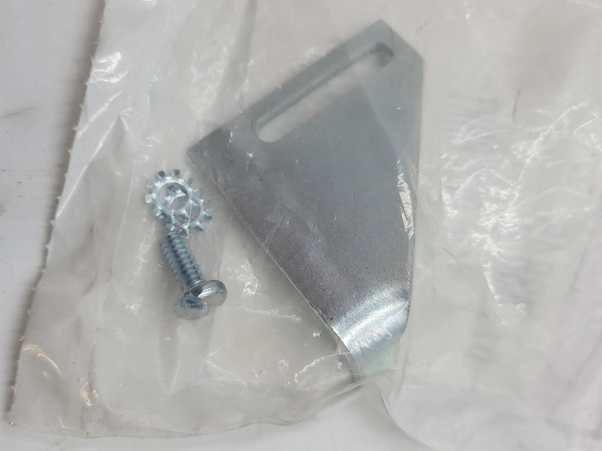 Hoffman 87743845 Interlock Bracket Hardware Kit New in sealed bag**