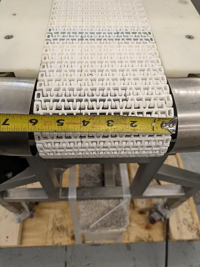 Used safeline metal detector 7-3/4" wide 12-1/4" tall