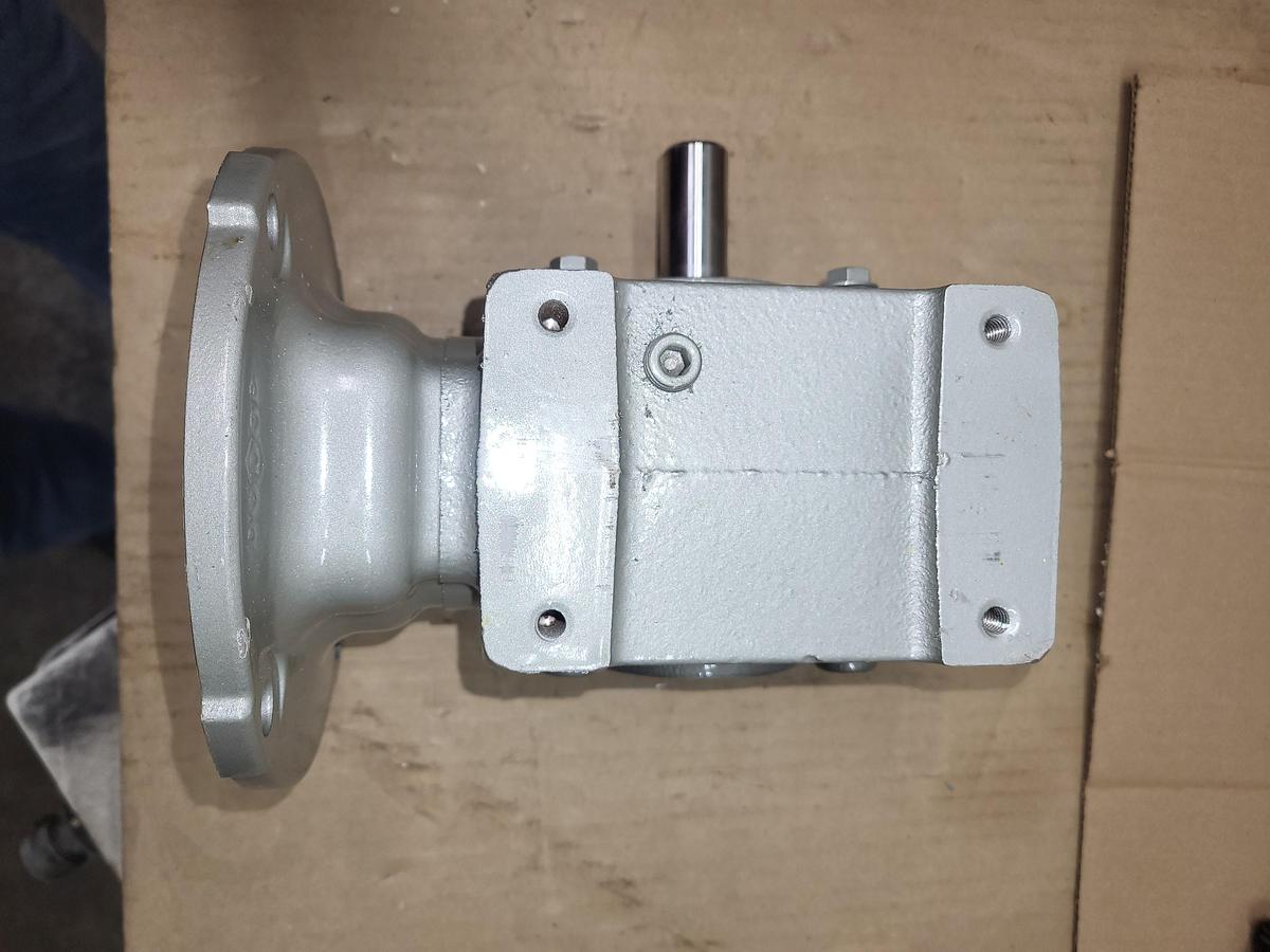 DODGE TIGEAR Right Angle Worm Gear Reducer 17QZ30L56 Ratio 30:1 *NEW - NO BOX** 56C Frame