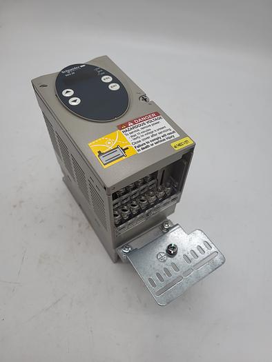 Used Schneider Electric SD328AU25S2