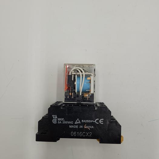 Used Omron Automation - MY4 DC24 - Ice cube relay & BASE 0616CX2