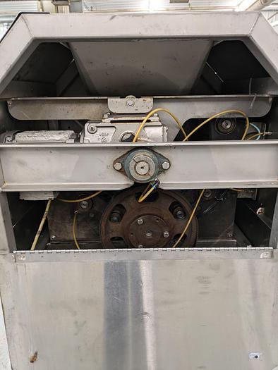 Used Vanmark model 2700 scrubber/peeler, root crop washer