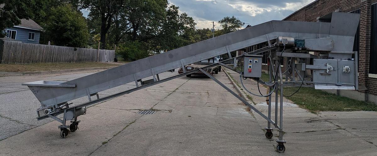 Used elevator with Key technology cluster breaker