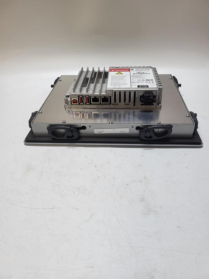 Allen-Bradley Panelview Plus 7 2711P-T10C22D9P Ser.A NEW! not in box