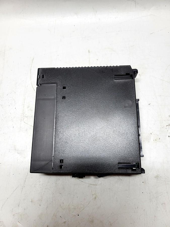GE Fanuc IC693CPU331-CE overall