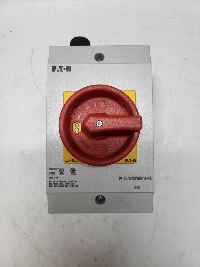Used Eaton P1-25/I2/SVB/HI11-NA IP65 Switch