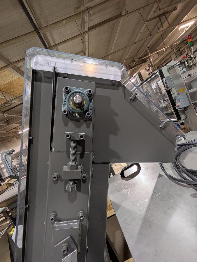 Used Stromag vibratory hopper feeder /elevator