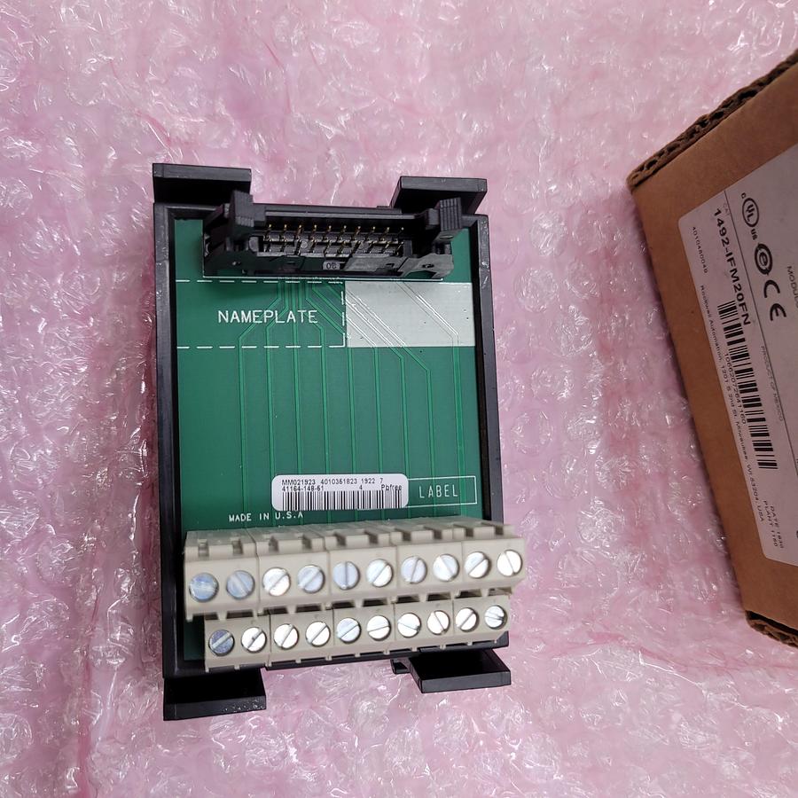Used ALLEN BRADLEY 1492-IFM20FN INTERFACE MODULE *NEW IN BOX & PACKAGING*
