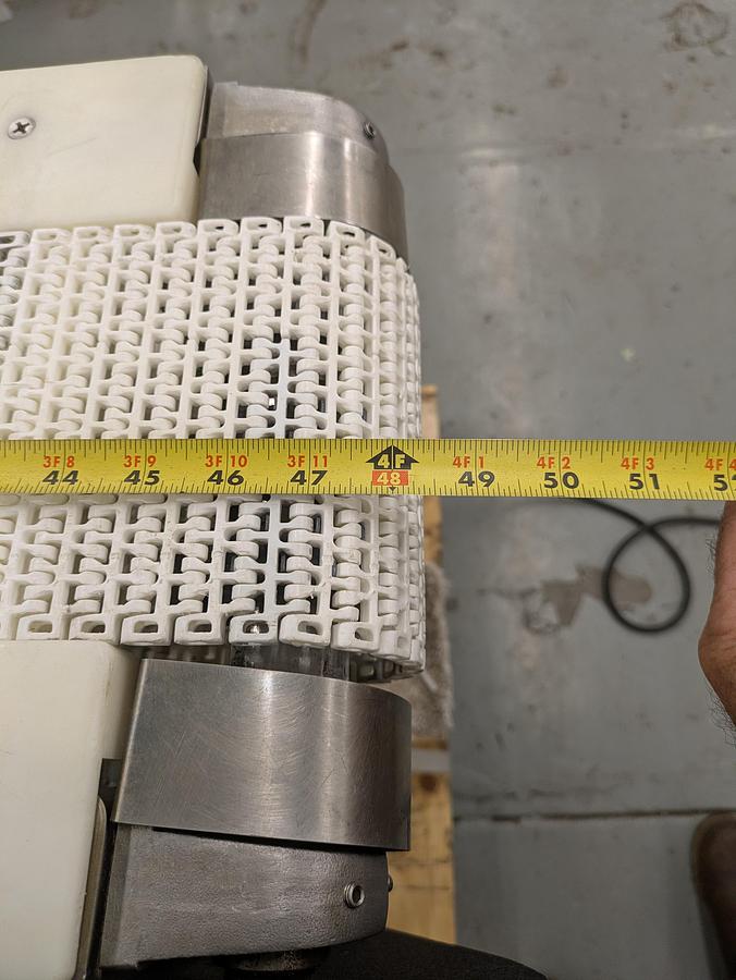 Used safeline metal detector 7-3/4" wide 12-1/4" tall