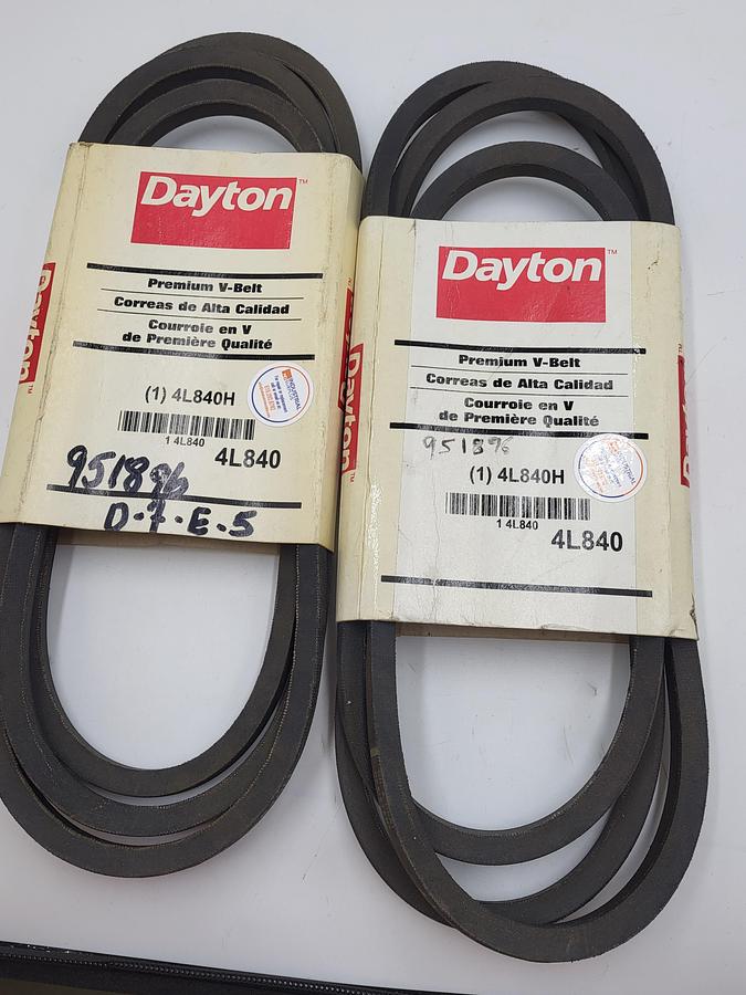 DAYTON V-belt 4L840H *NEW*