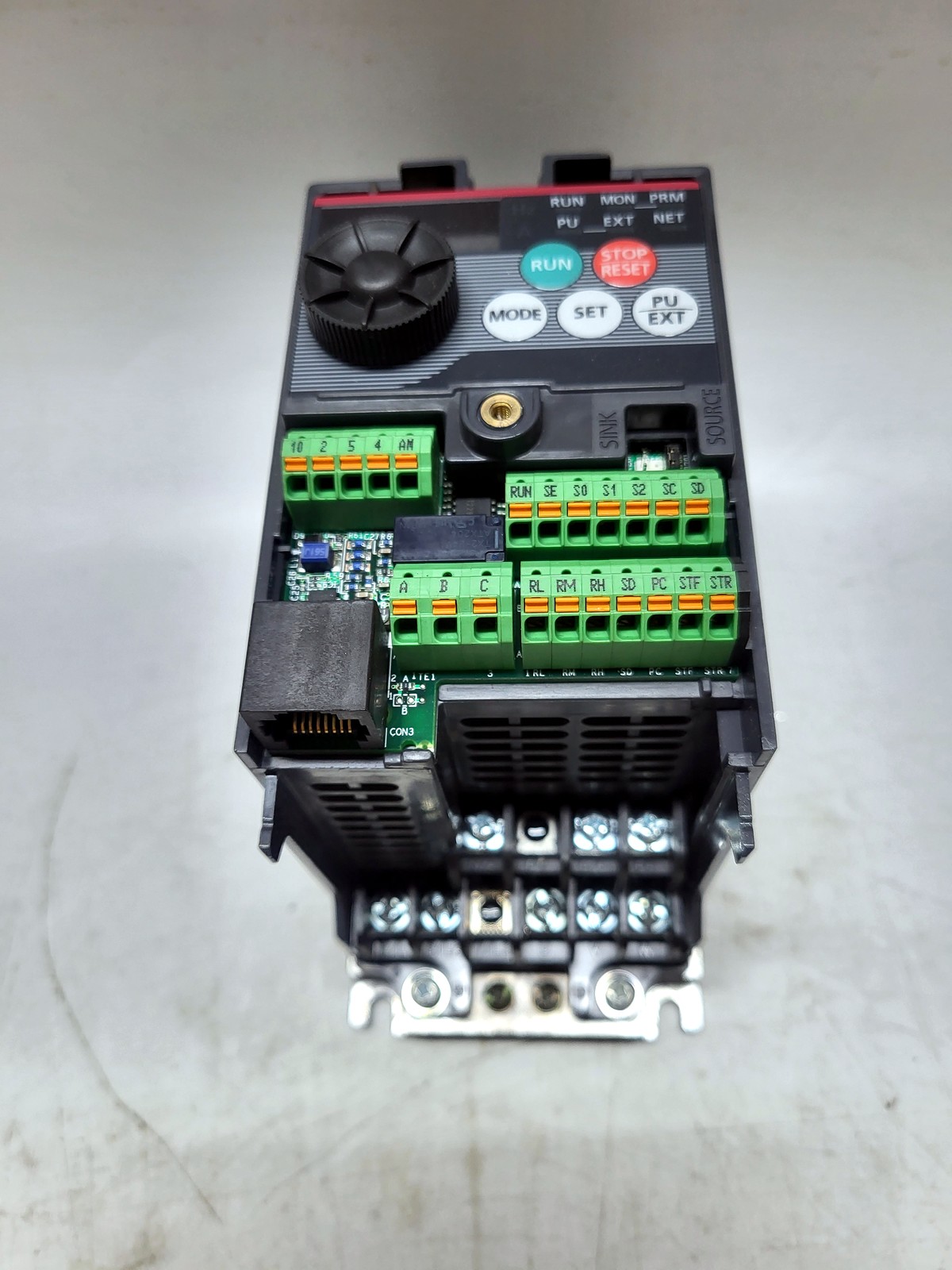 Mitsubishi Electric FR-D710W-014-N7 detail