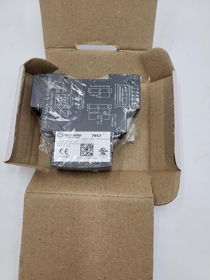 trumeter 7957 digital timer  *new in box*