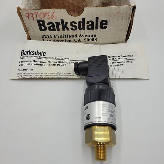BARKSDALE PRESSURE SWITCH 96211-BB4-T2 IN ORIGINAL BOX & PACKING