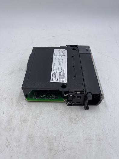 Used Allen-Bradley 1756-IB32 Ser B