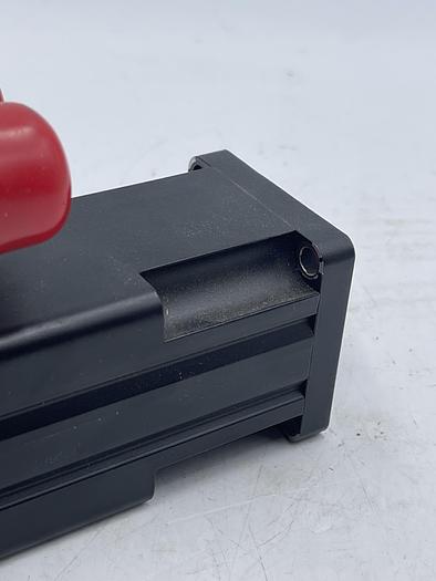 Used Allen-Bradley MPL-B1530U-VJ72AA Ser A 