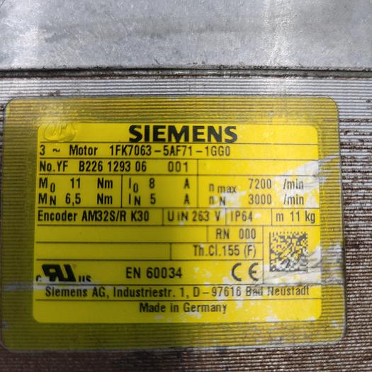 Used SIEMENS SERVO MOTOR 1FK7063-5AF71-1GG0 / ENCODER AM32S/R K30 / 50927637