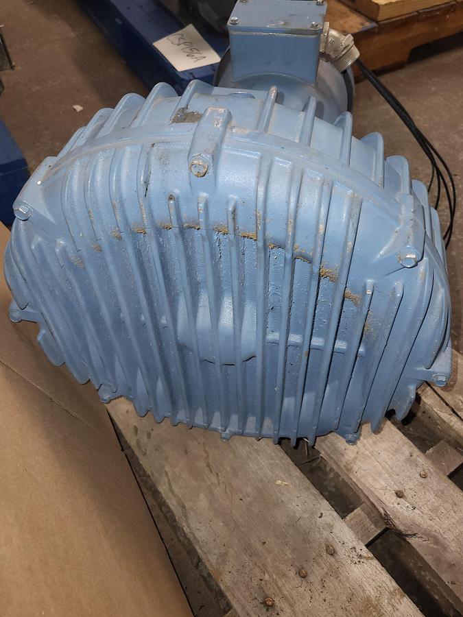 Used Ametek regenerative blower 3.5 HP TEFC 3 PH 230 / 460 V cat# 51895 RPM