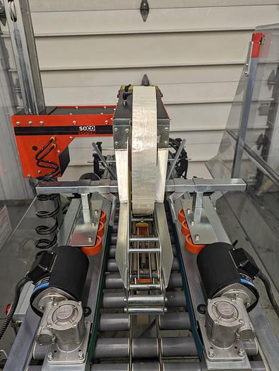 Used soco T400 auto flap closer case sealer with infeed conveyor