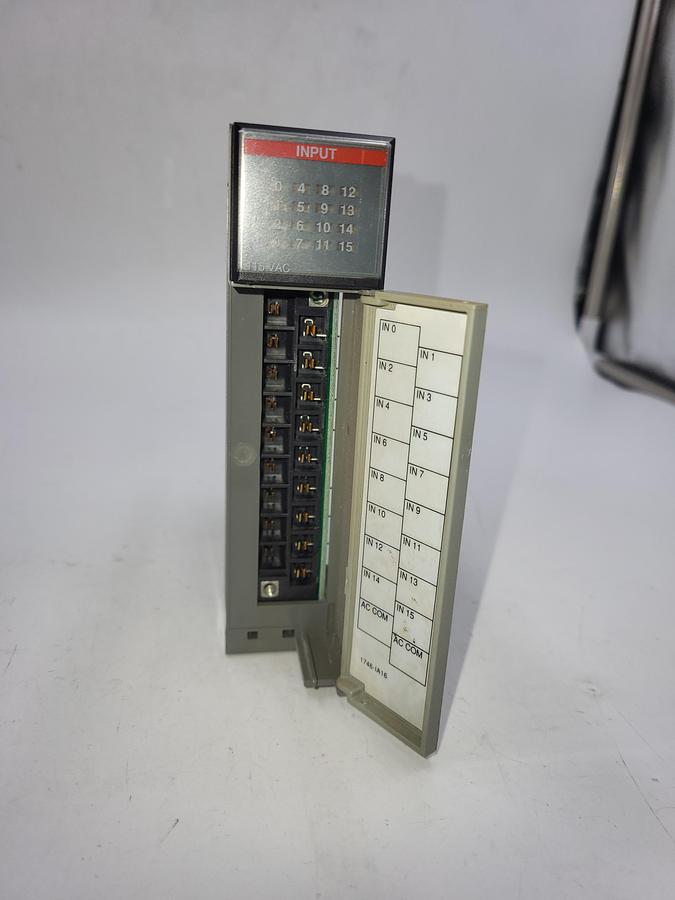 Used Allen Bradley SLC 500 input module 1746-IA16