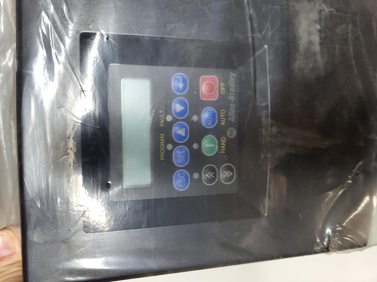 Allen-Bradley Powerflex 400 22C-D045A103 Ser.A *NEW*