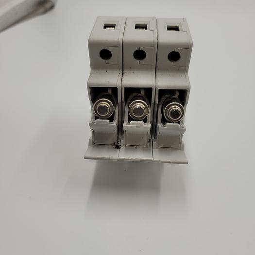 Used AB ALLEN BRADLEY FUSE HOLDERS 1492-FB2C30-L with 2 poles, Class CC Type Fuses, 30A, Fuse Block with Indication, 110...600V AC/DC