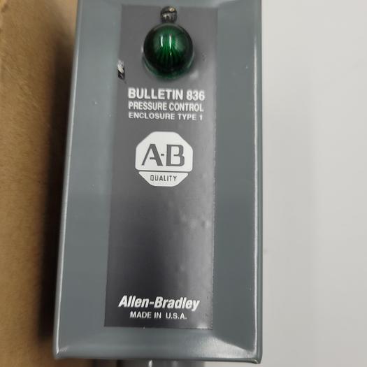 ALLEN BRADLEY 836-C7AX18 SER A **new in original box