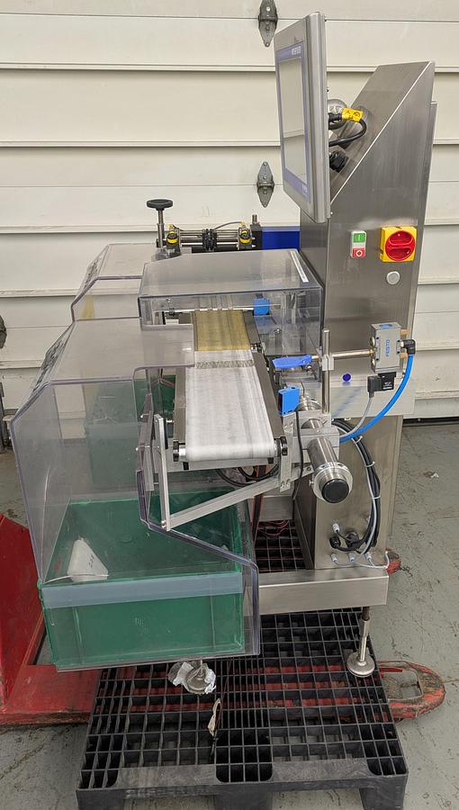 Used Mettler Toledo XS check weigher