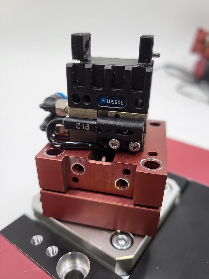 Used IAI Corporation EC-RTC9M-330-10-ACR-B-WA Electric rotary type cylinder & attachment holder mounting