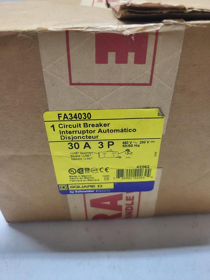 Square D FA34030 Circuit Breaker
