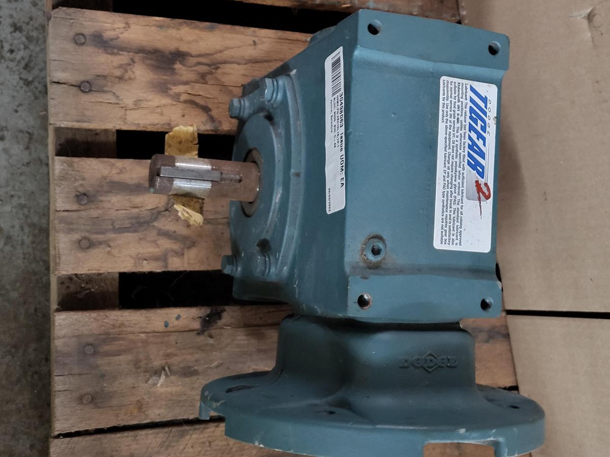 Used TIGEAR-2 Right Angle Worm Gear Reducer 26Q10L18 / 2.63 in Center Distance 180TC Frame Size - Left Output