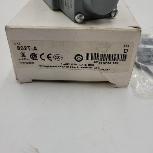 Allen Bradley 802T-A limit switch 2 circuits *NEW IN BOX**