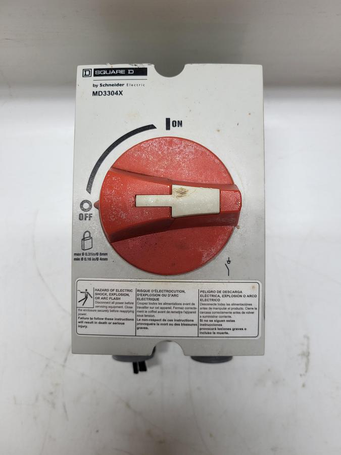 Used Square D MD3304X Enclosed Manual Motor