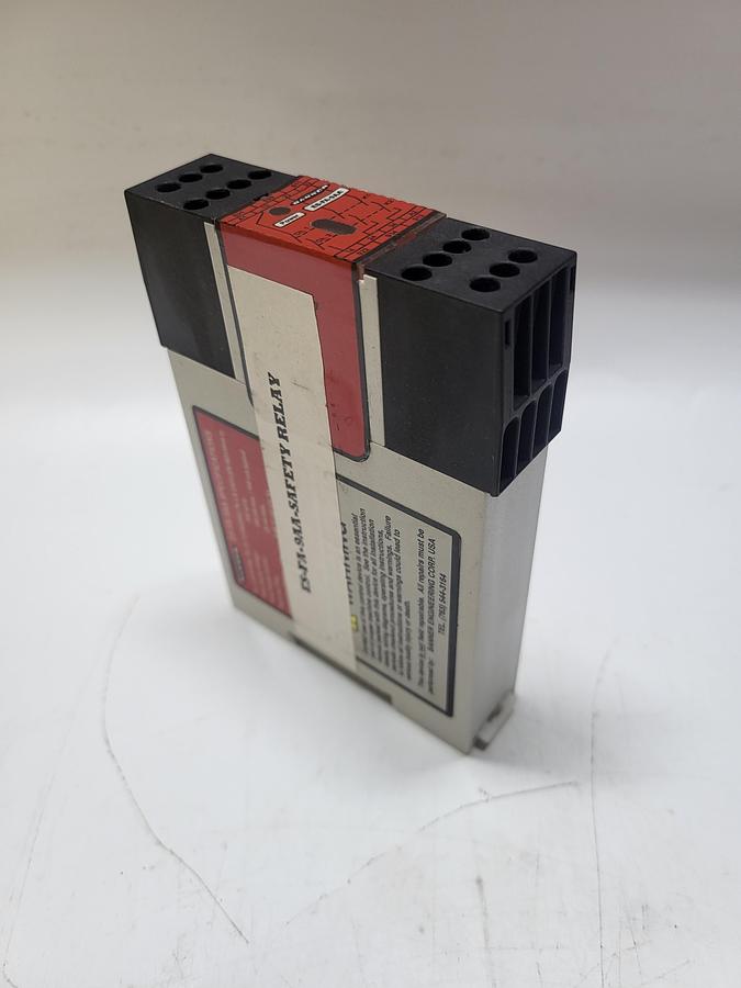 Used Banner ES-FA-9AA Specification Safety Relay