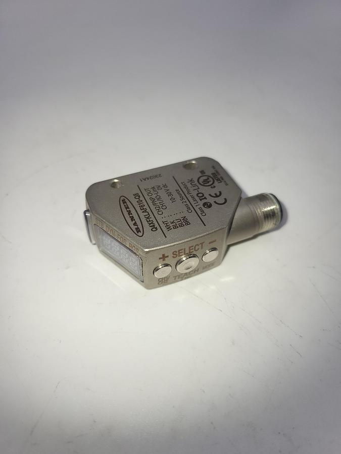 Used Banner Q4XFKLAF610-Q8 Photoelectric Sensors