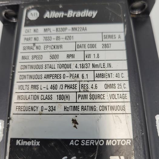 Used ALLEN BRADLEY MPL-B330P-MJ22AA rotary servo motor