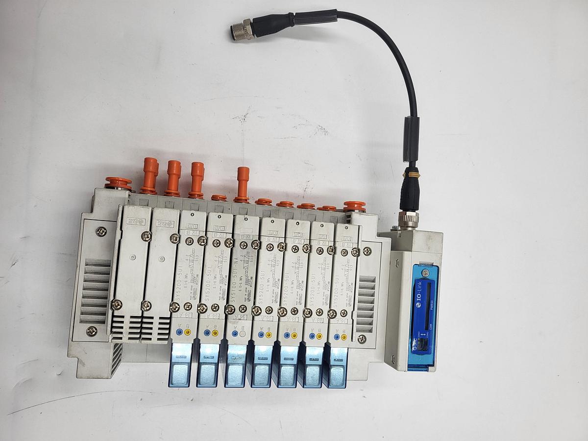 Used SMC HHB-143560 pneumatic hub & 7 Solenoid Valves SY5100-5U1
