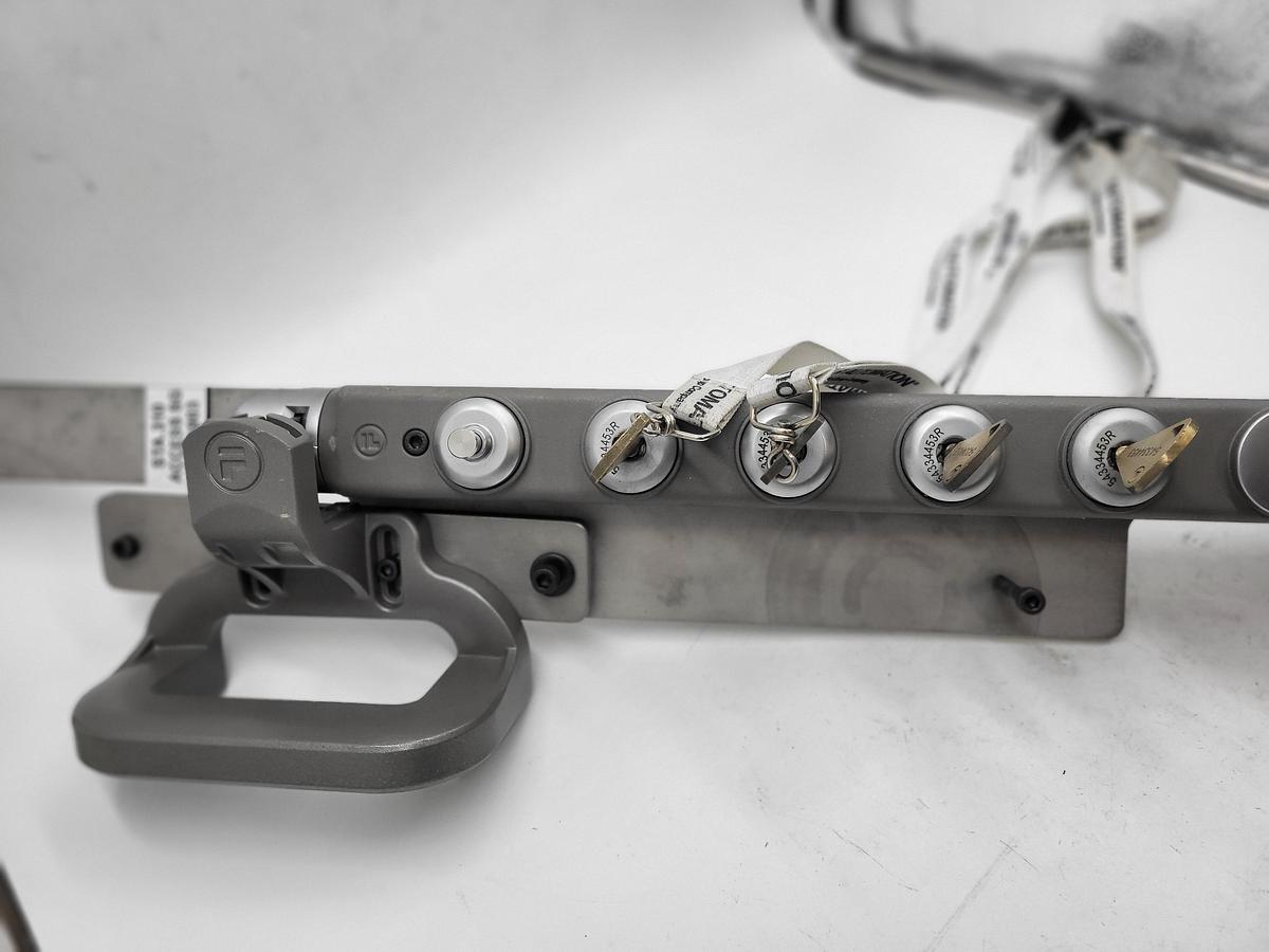 Used Fortress part: THHRXGNGNGNGNSMELEBQM item: 00598444 interlock features a hinged actuator