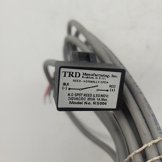 TRD RS004 Connector