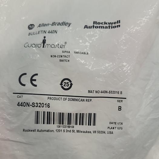 Allen-Bradley Guard Master 10M Cable Non-Contact Switch 440N-S32016