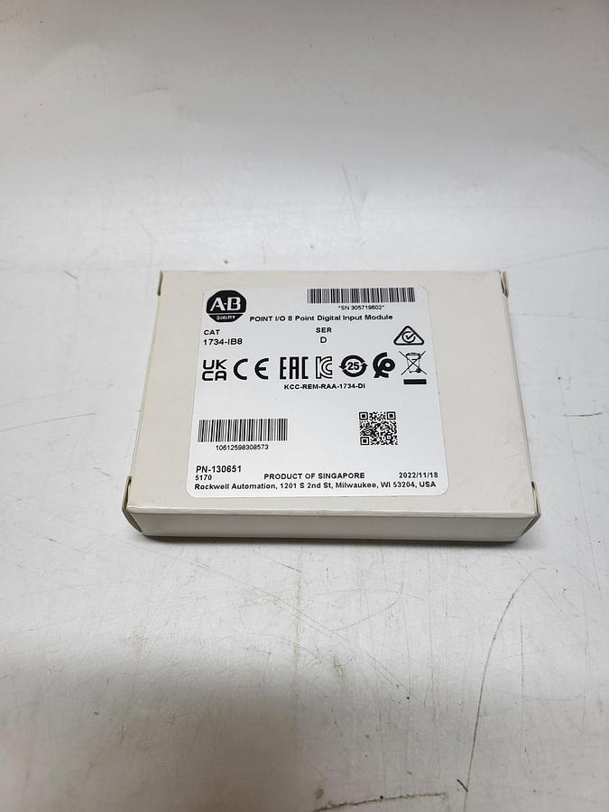 Allen-Bradley Point I/O 8 Point Digital Input Module 1734-IB8 Ser.D