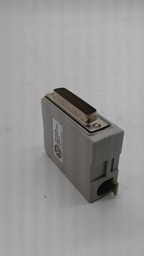 Used Allen-Bradley 2090-UXBB-DM15 B