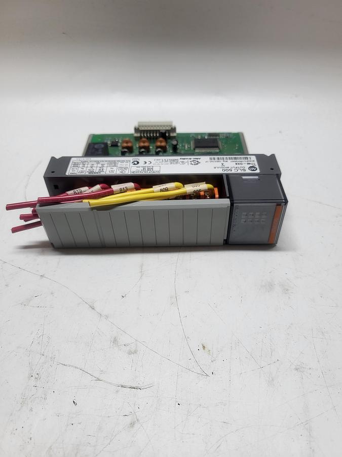 Used Allen-Bradley SLC500 Output Module 1746-OX8 Ser.A